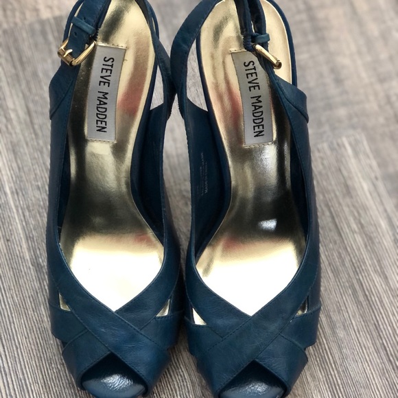 Steve Madden Marlene Heel - Picture 6 of 7